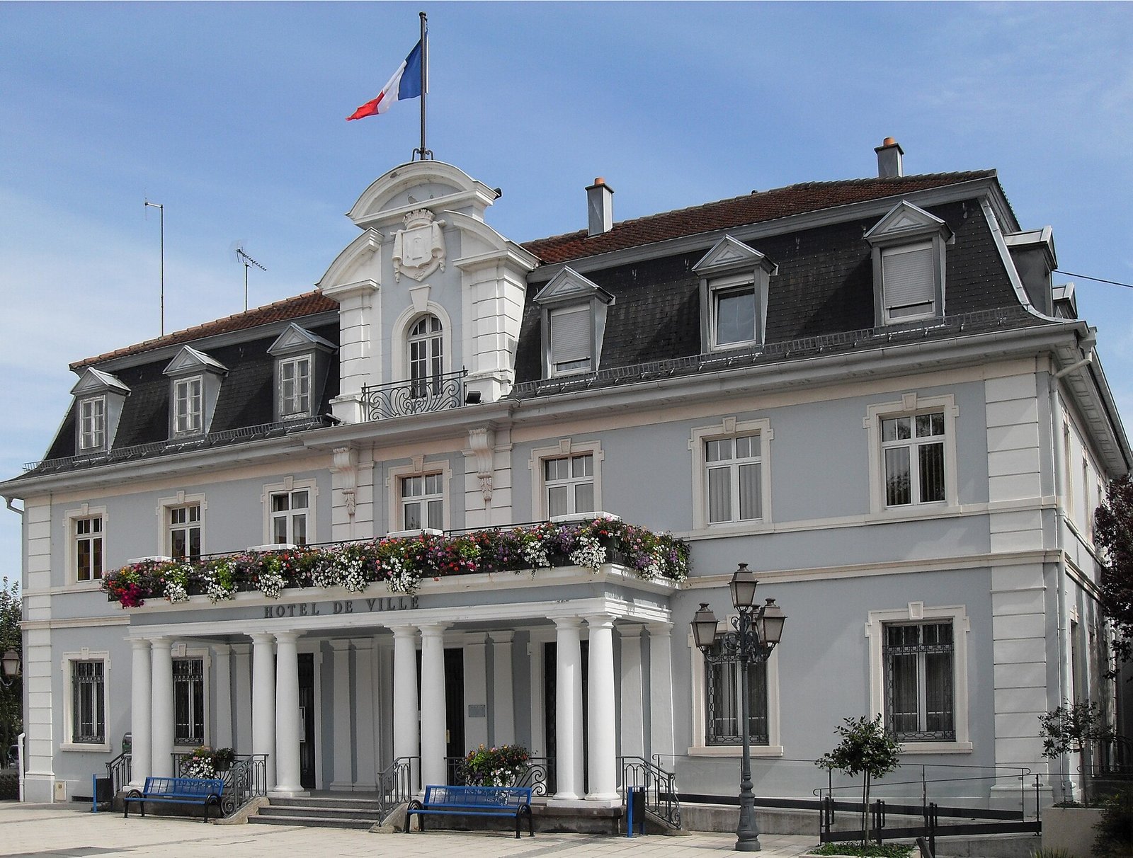 Flughafentransfer Cernay Frankfurt – Cernay