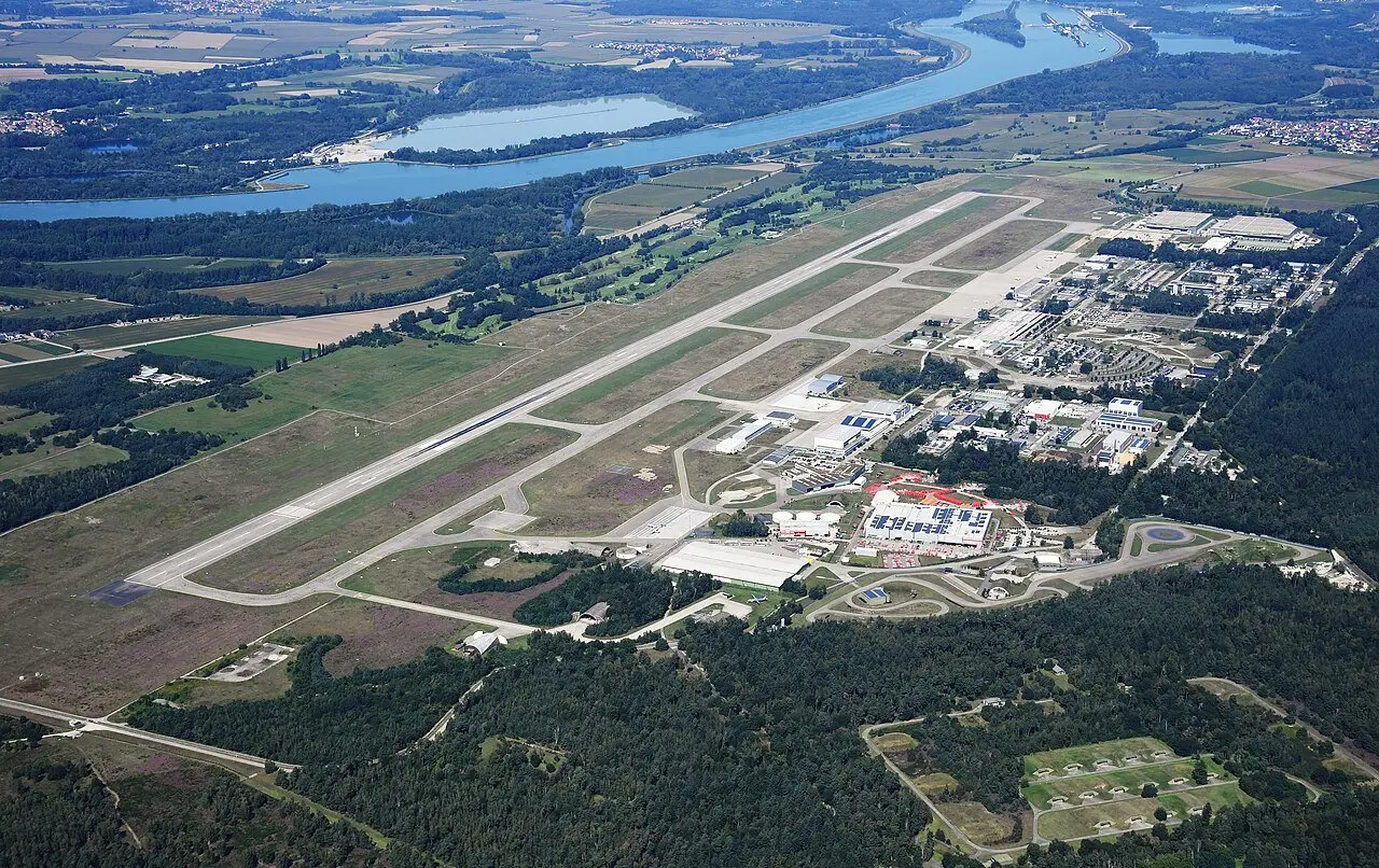 Flughafentransfer Karlsruhe/Baden-Baden (FKB) – FlyRide Frankfurt