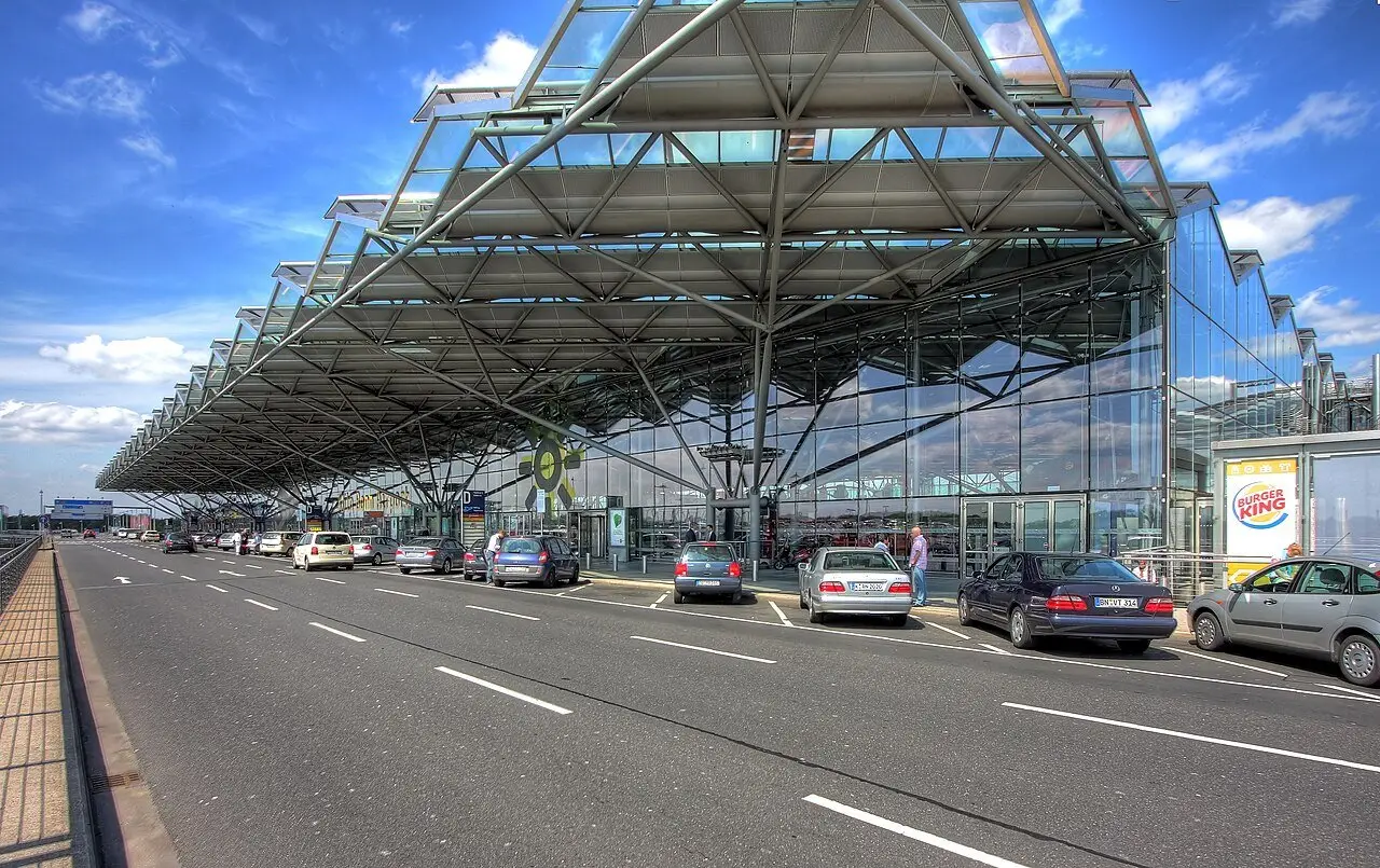 Flughafentransfer Köln/Bonn (CGN) – FlyRide Frankfurt