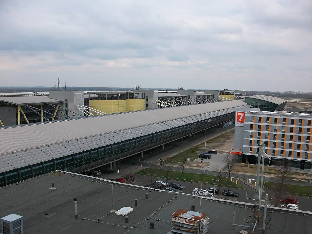 Flughafentransfer Leipzig/Halle (LEJ) – FlyRide Frankfurt