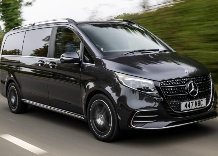 Mercedes_VClass__0002